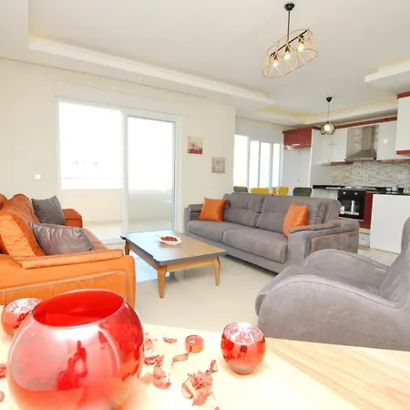 Apartamento Ultra Lux Guitar Daire Alanya