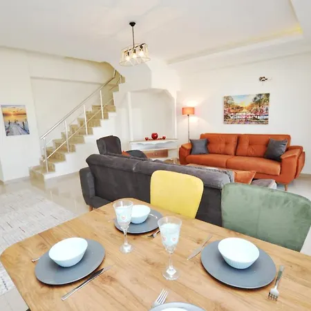 Ultra Lux Guitar Daire Apartamento